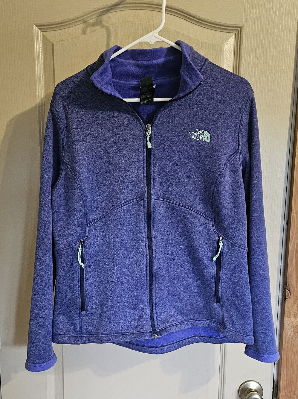 Womens The North Face Purple Super Soft Thick And Warm Full Zip Sweater Jacket